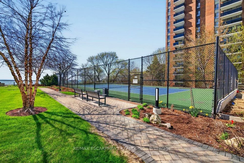 2170, Marine, 1001 - BR Bronte, Oakville