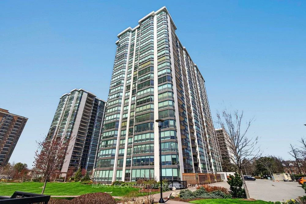 2170, Marine, 1001 - BR Bronte, Oakville