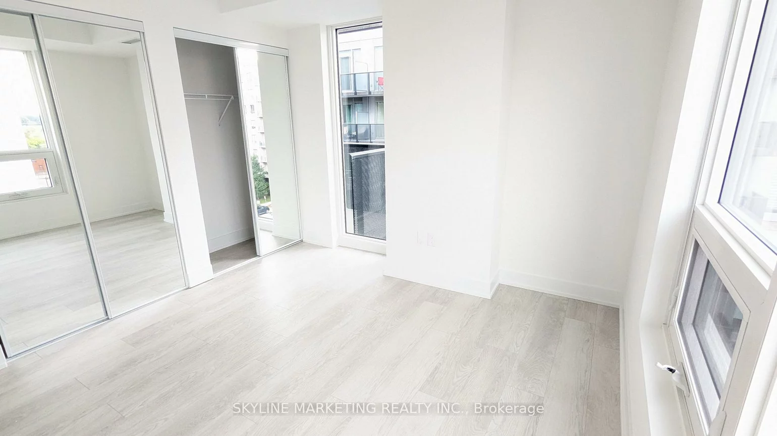2450, Old Bronte, 1019 - WM Westmount, Oakville
