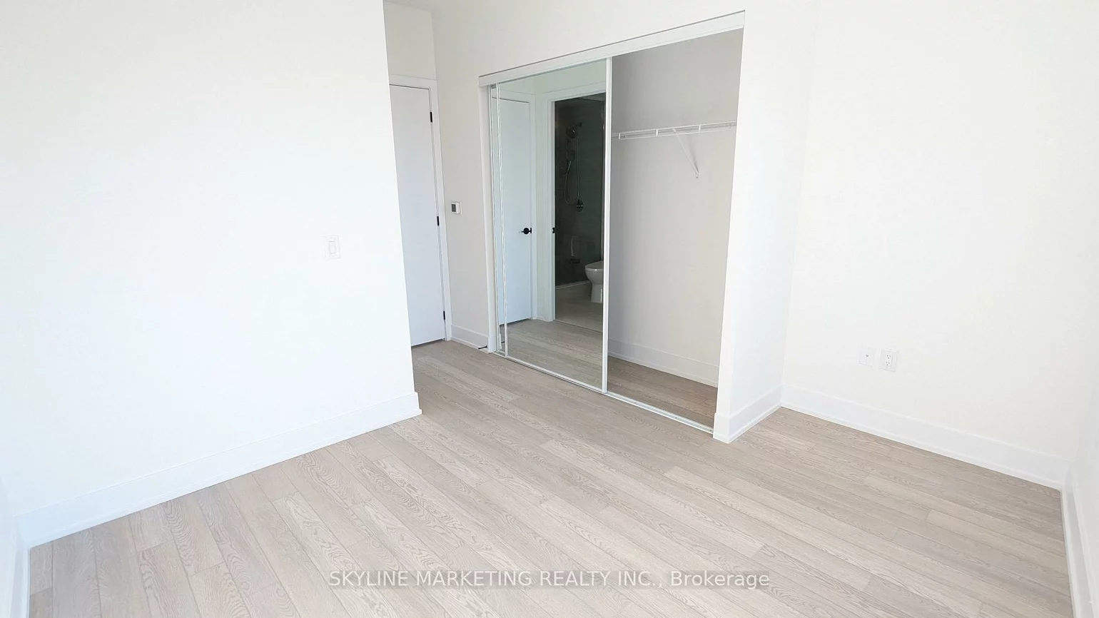2450, Old Bronte, 1019 - WM Westmount, Oakville