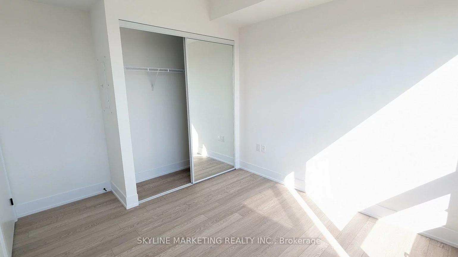2450, Old Bronte, 1019 - WM Westmount, Oakville