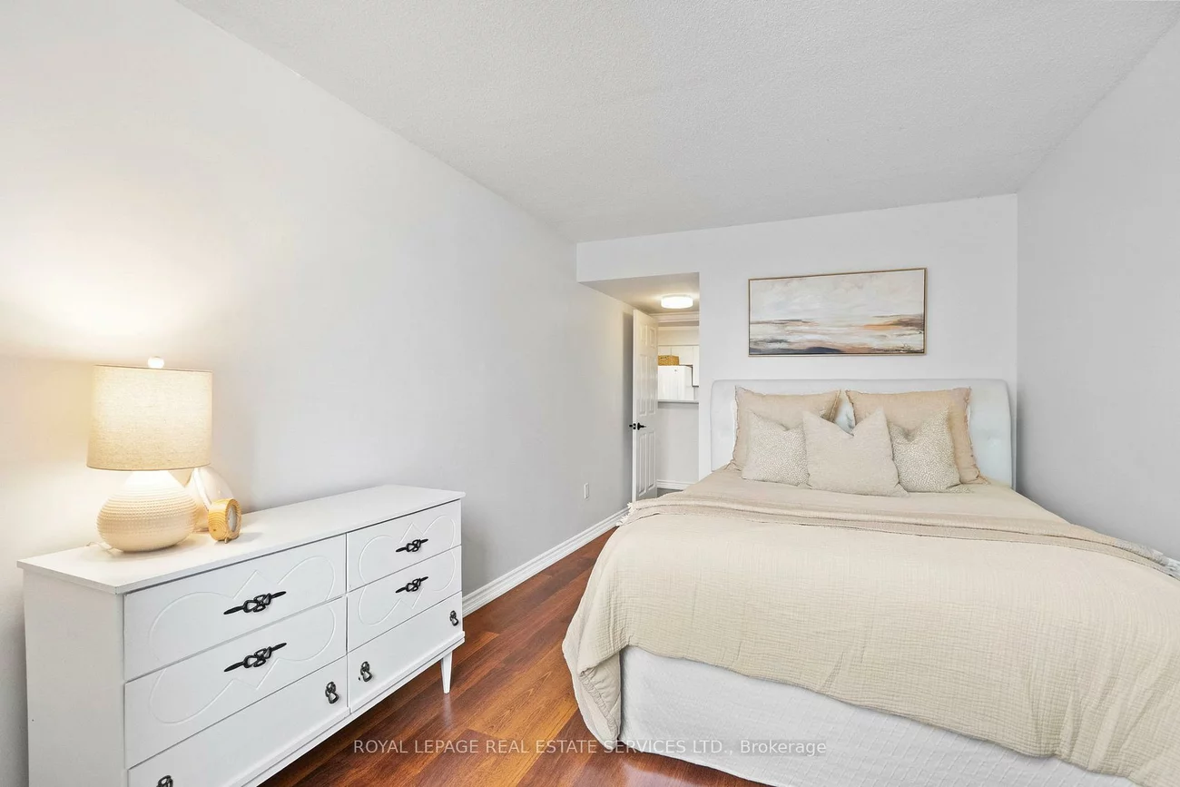 185, Robinson, 1013 - OO Old Oakville, Oakville
