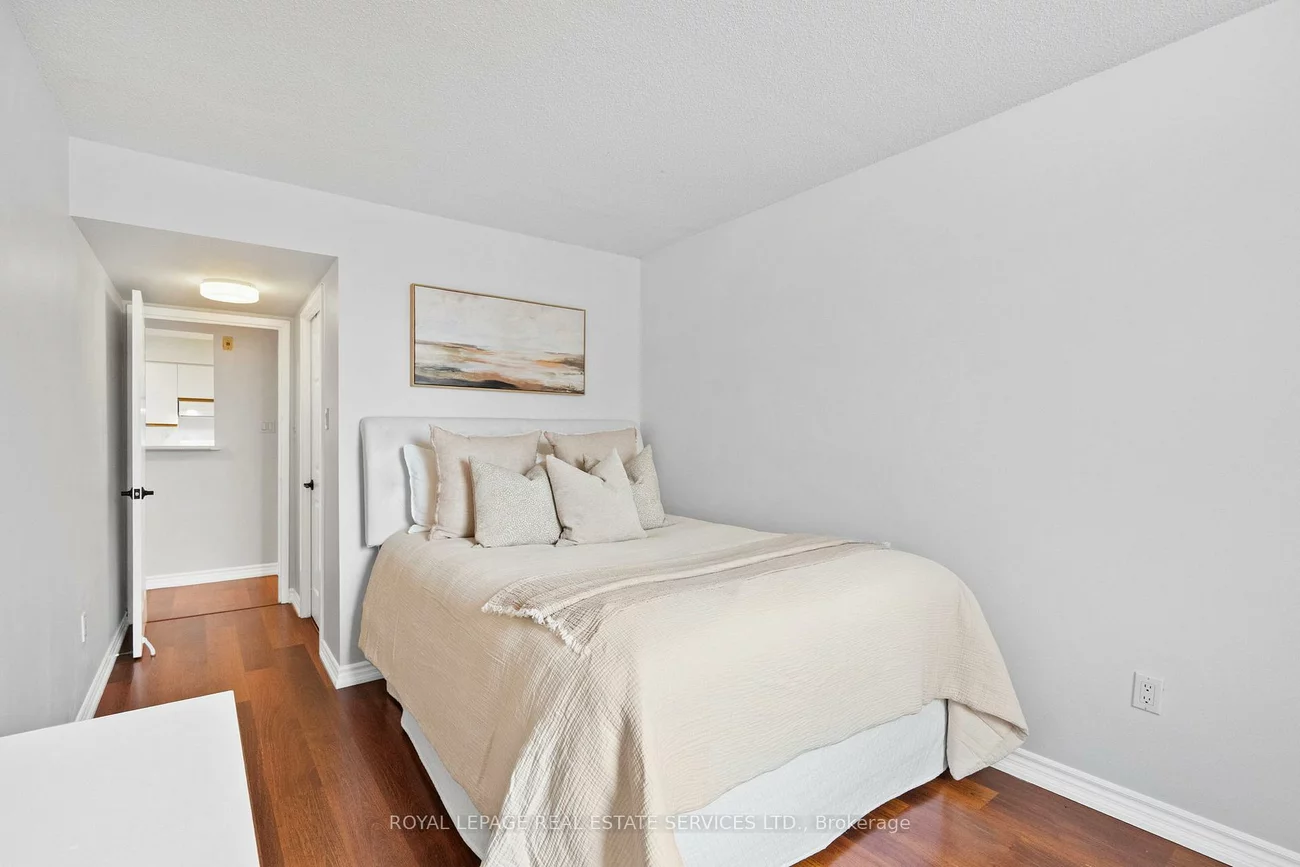 185, Robinson, 1013 - OO Old Oakville, Oakville