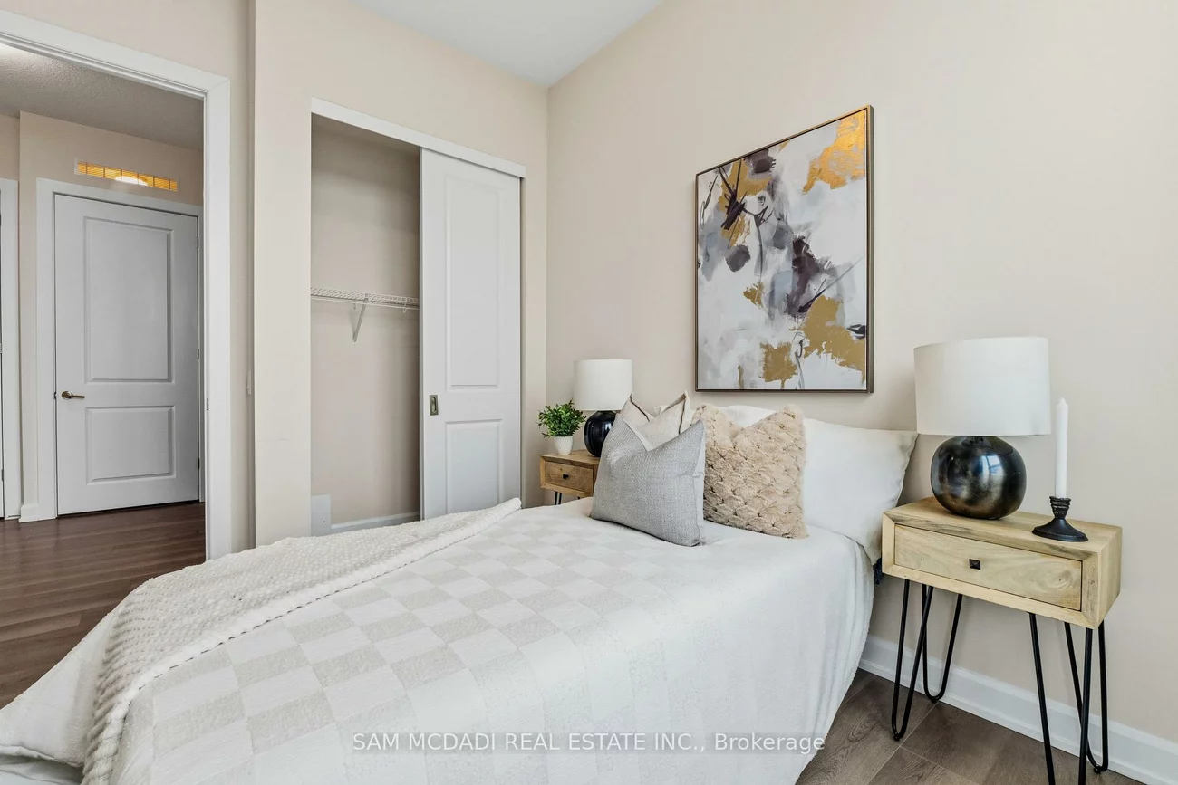 3220, William Coltson, 1010 - JM Joshua Meadows, Oakville