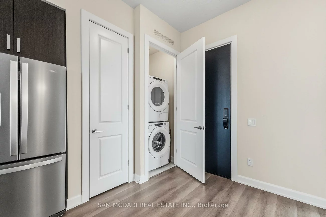 3220, William Coltson, 1010 - JM Joshua Meadows, Oakville