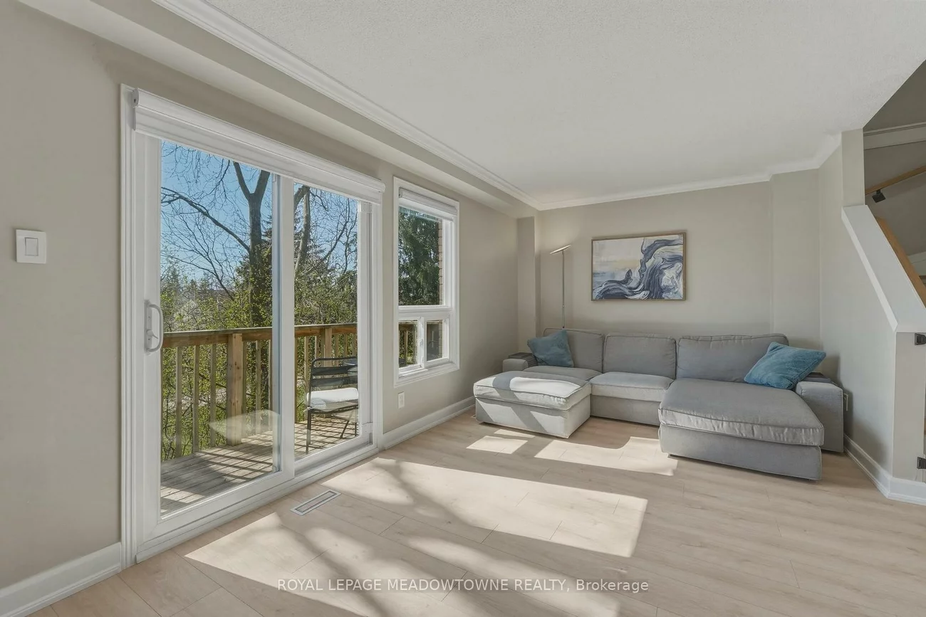 2272, Mowat, 1015 - RO River Oaks, Oakville