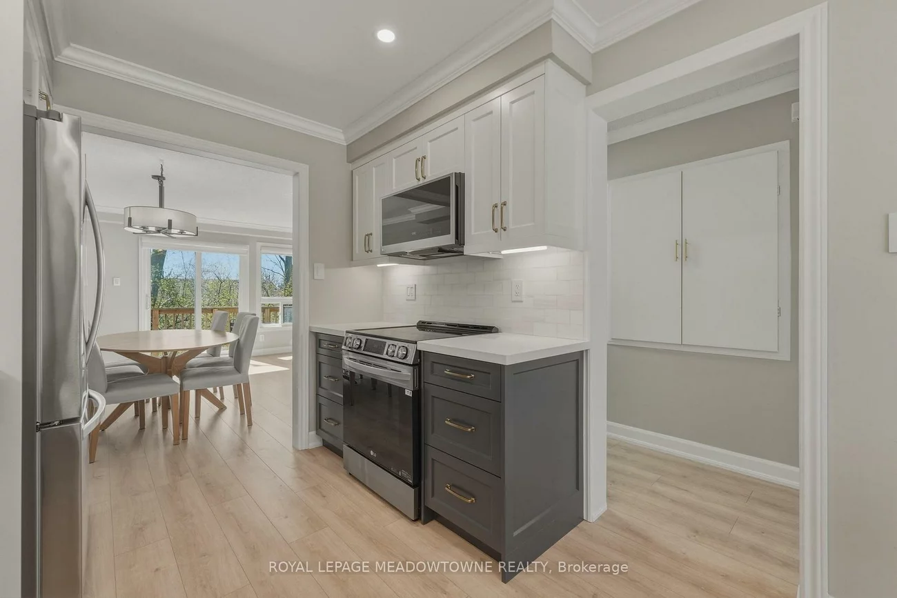 2272, Mowat, 1015 - RO River Oaks, Oakville