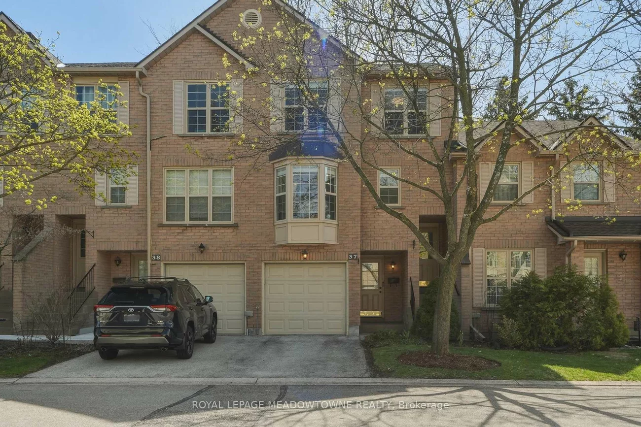 2272, Mowat, 1015 - RO River Oaks, Oakville