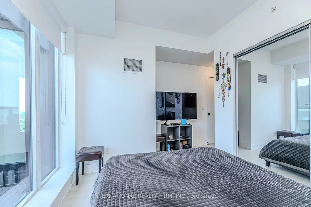2481, Taunton, 1015 - RO River Oaks, Oakville