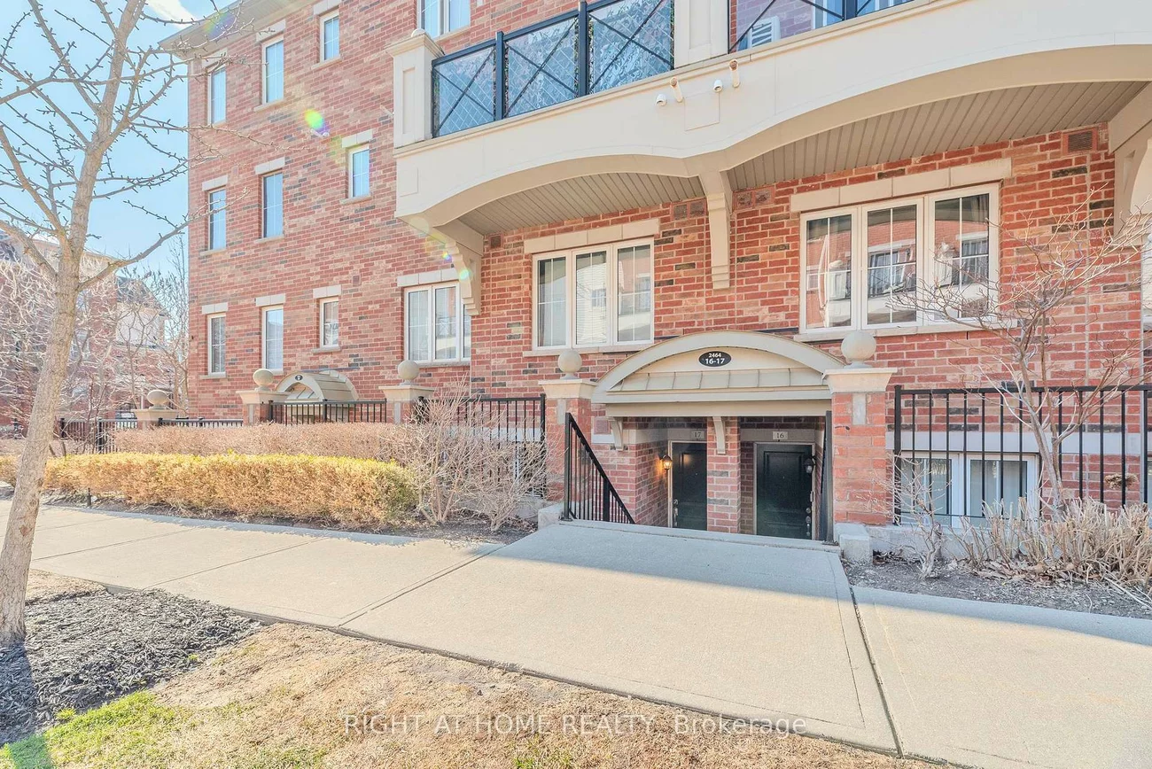 2464, Post, 1015 - RO River Oaks, Oakville
