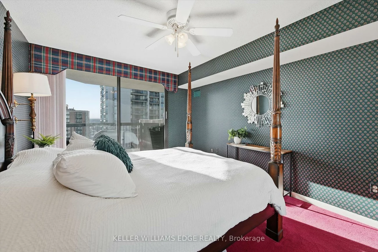 2170, Marine, 1001 - BR Bronte, Oakville