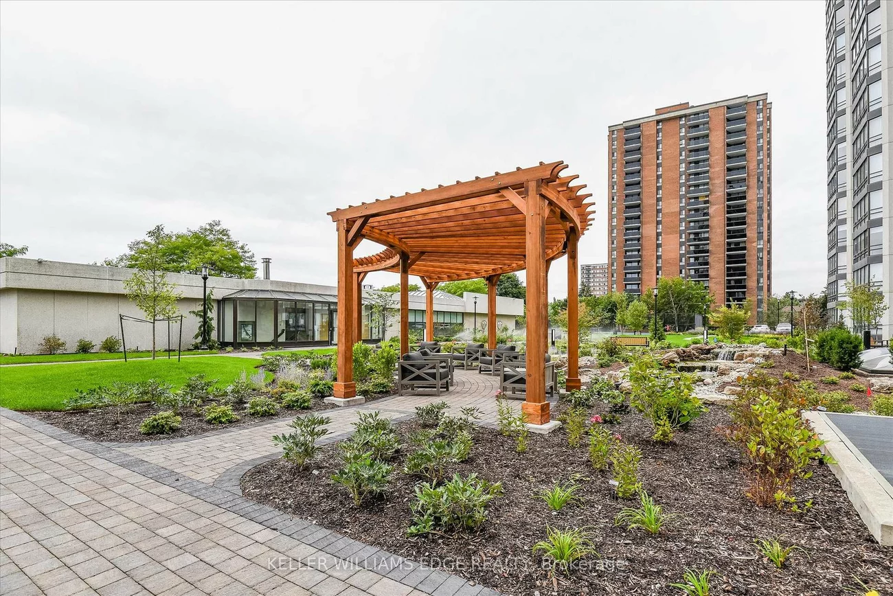2170, Marine, 1001 - BR Bronte, Oakville