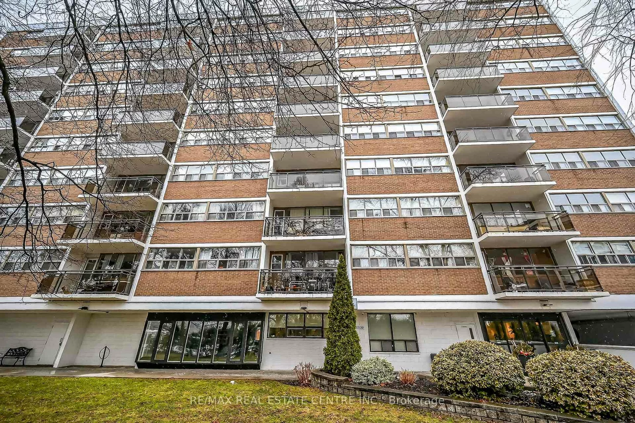 212, Kerr, 1002 - CO Central, Oakville