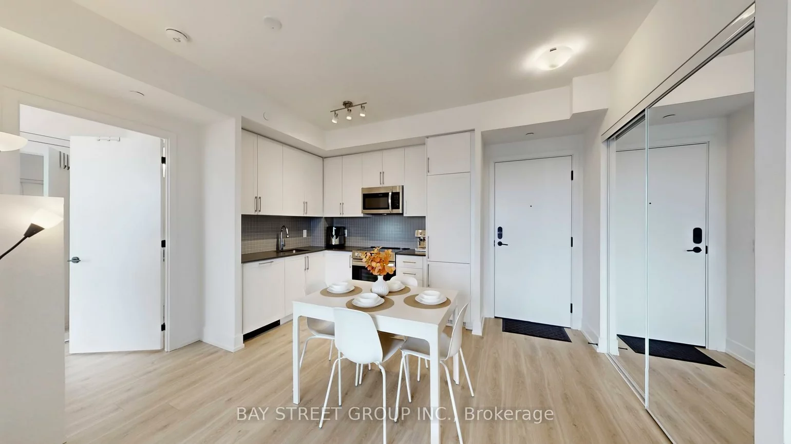 2450, Old Bronte, 1019 - WM Westmount, Oakville