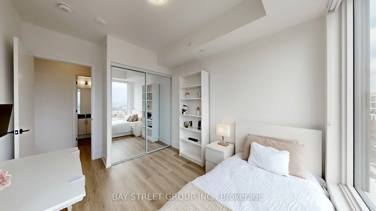 2450, Old Bronte, 1019 - WM Westmount, Oakville