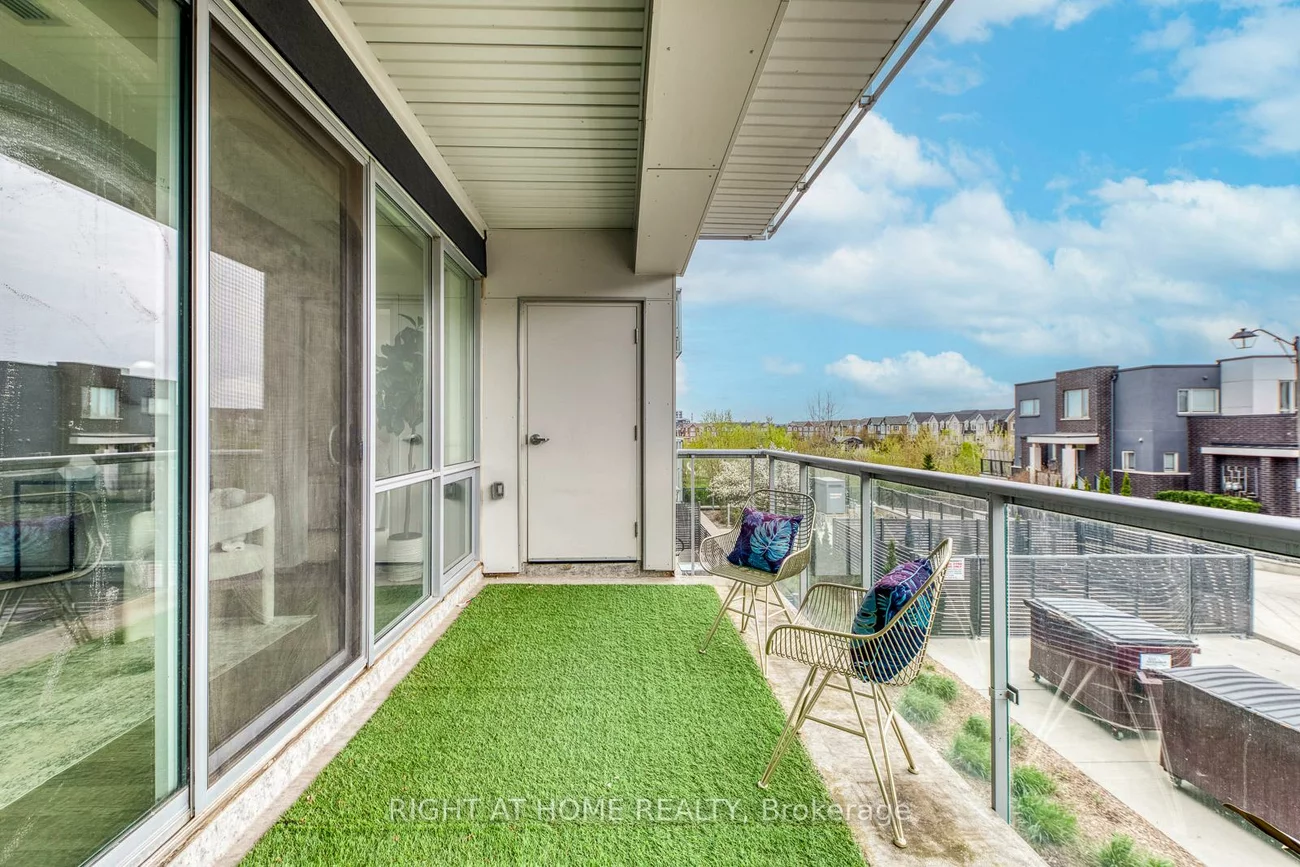 3028, Creekshore, 1005 - FA Falgarwood, Oakville