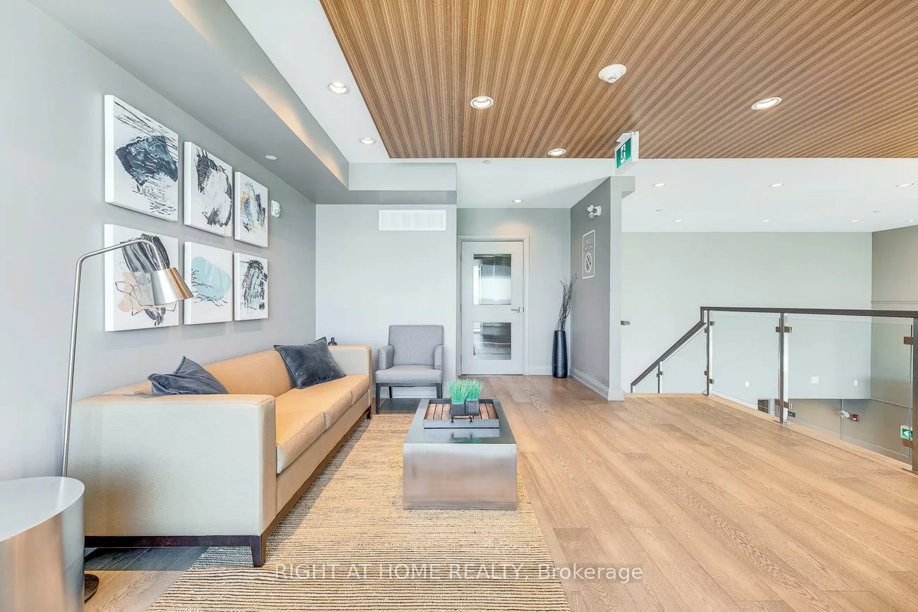3028, Creekshore, 1005 - FA Falgarwood, Oakville