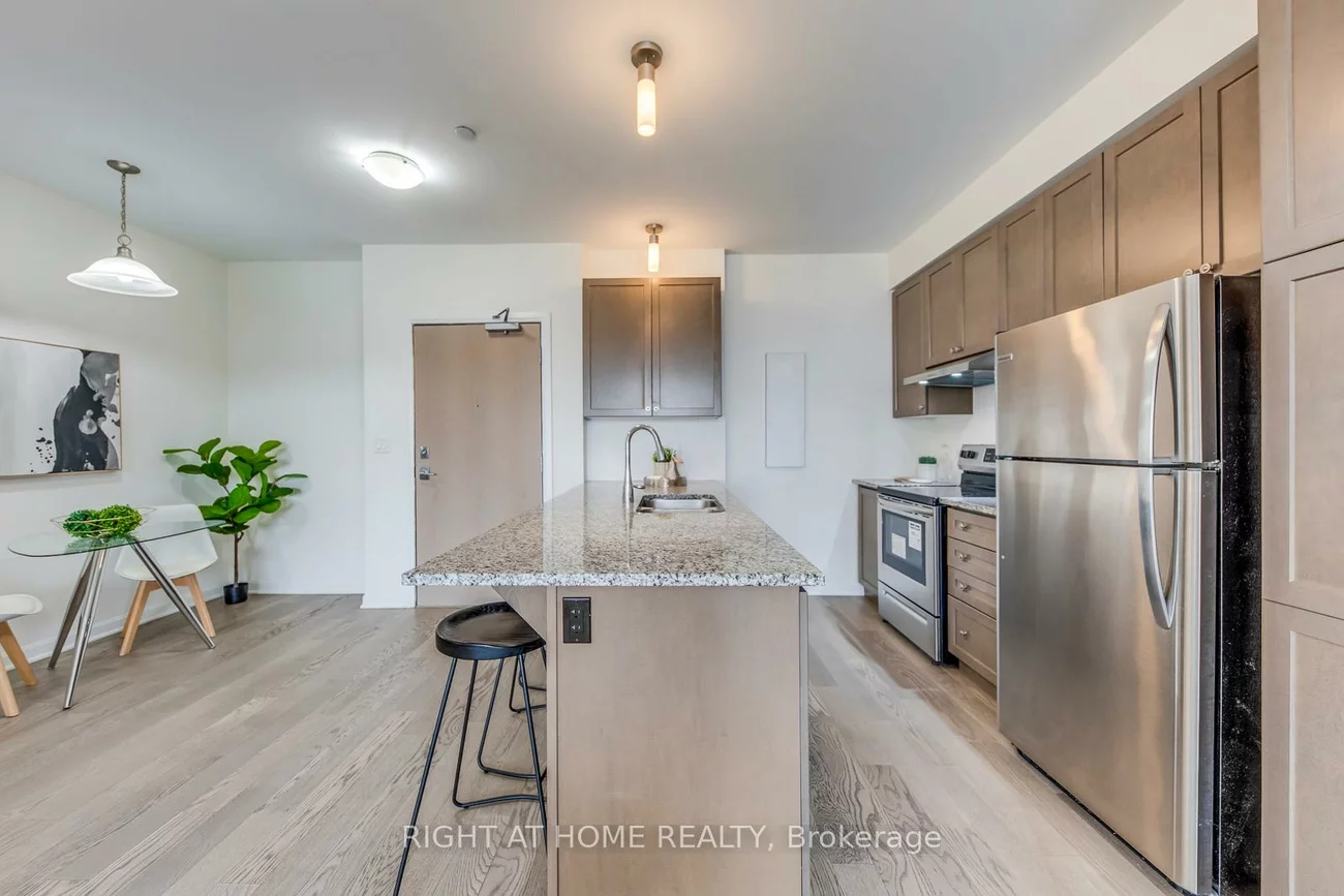 3028, Creekshore, 1005 - FA Falgarwood, Oakville