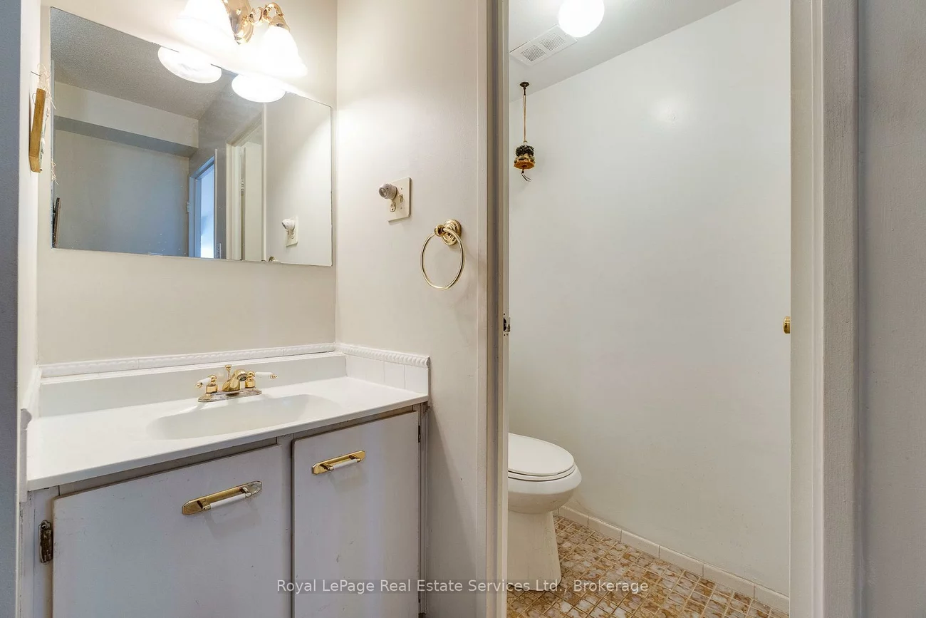 1359, White Oaks, 1005 - FA Falgarwood, Oakville