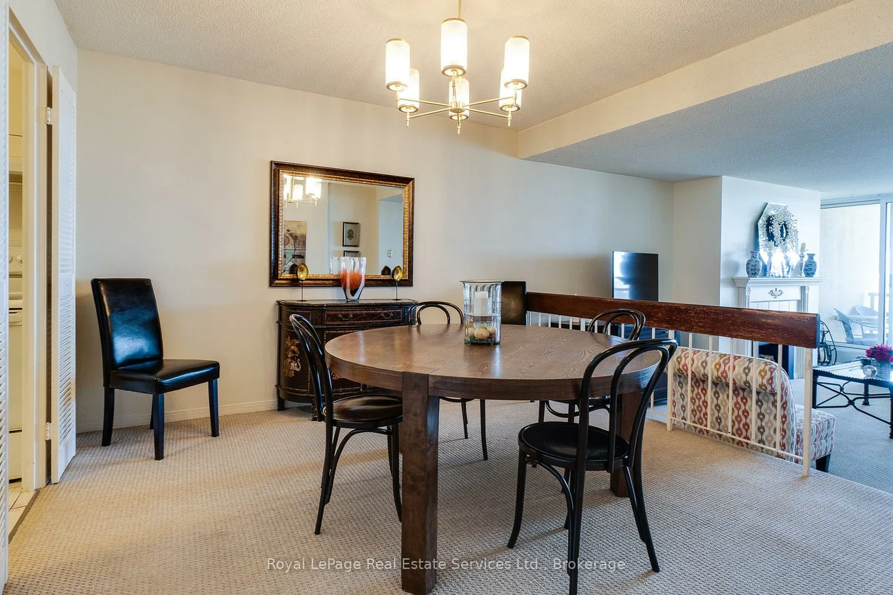 1359, White Oaks, 1005 - FA Falgarwood, Oakville