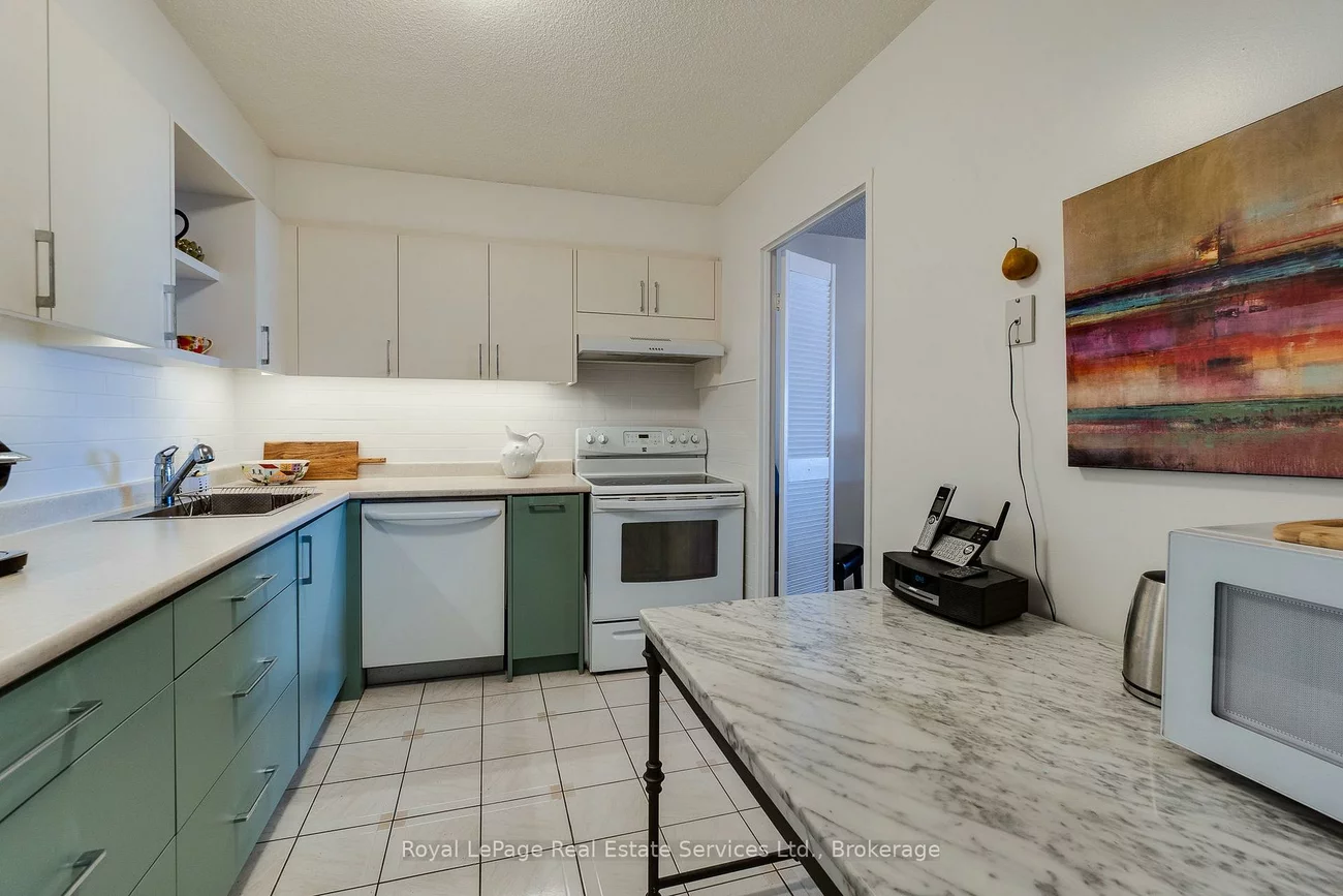 1359, White Oaks, 1005 - FA Falgarwood, Oakville