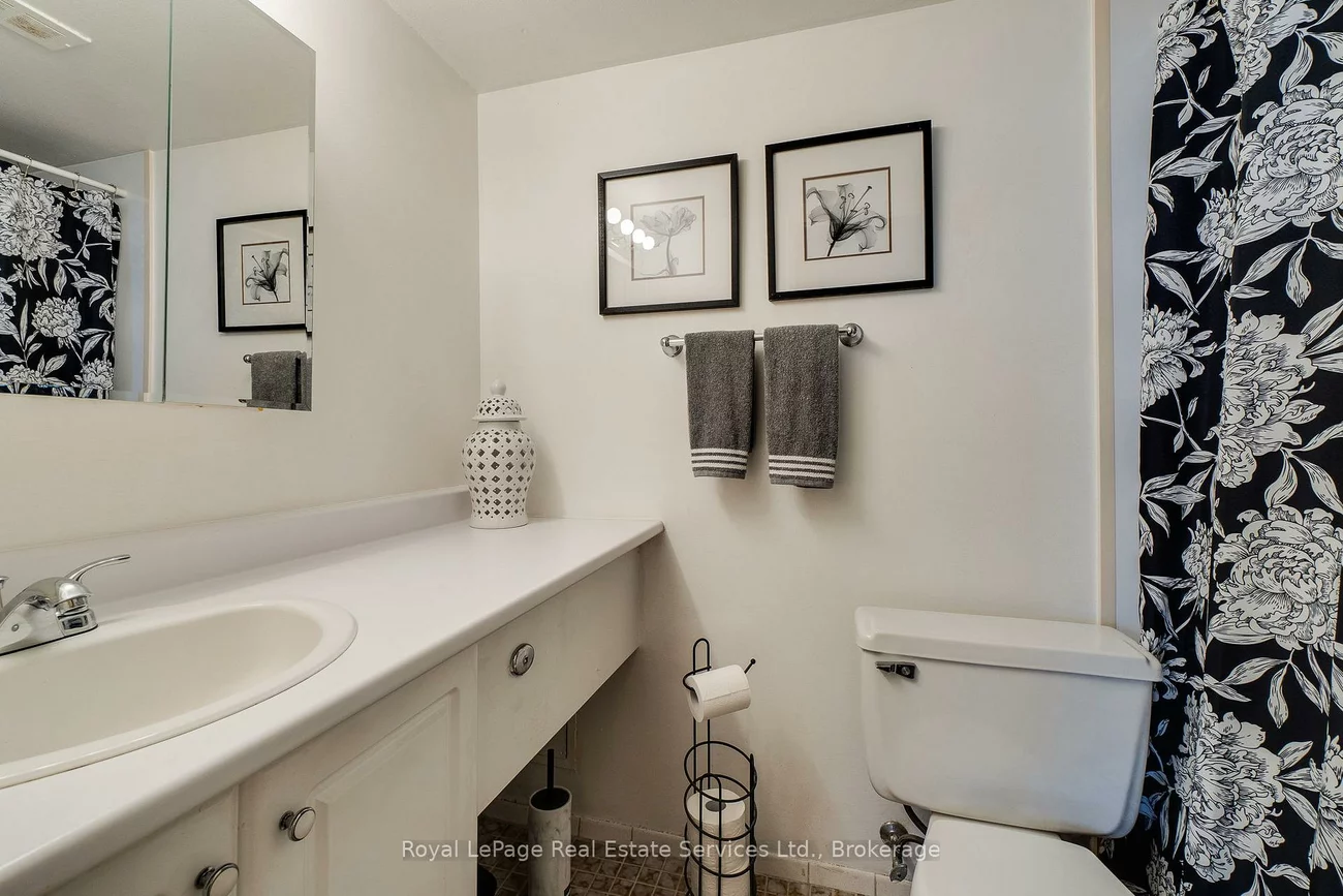 1359, White Oaks, 1005 - FA Falgarwood, Oakville