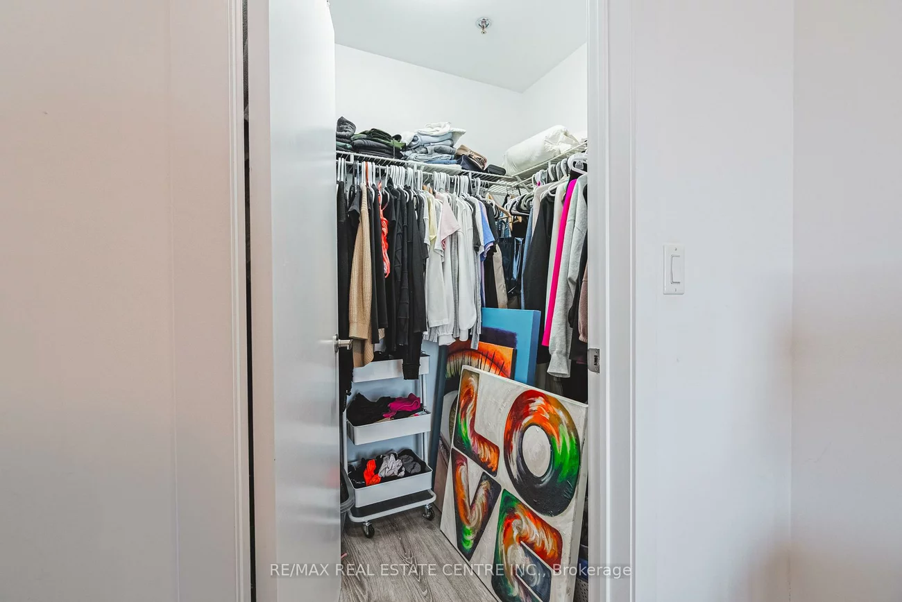 2486, Old Bronte, 1019 - WM Westmount, Oakville