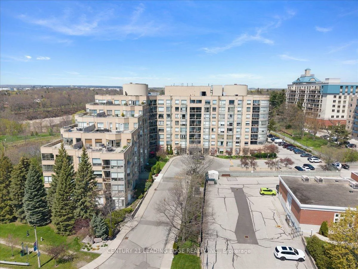 2511, Lakeshore, 1001 - BR Bronte, Oakville