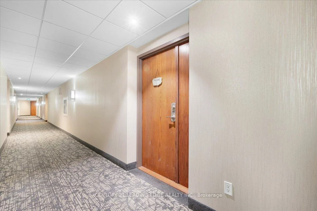2511, Lakeshore, 1001 - BR Bronte, Oakville