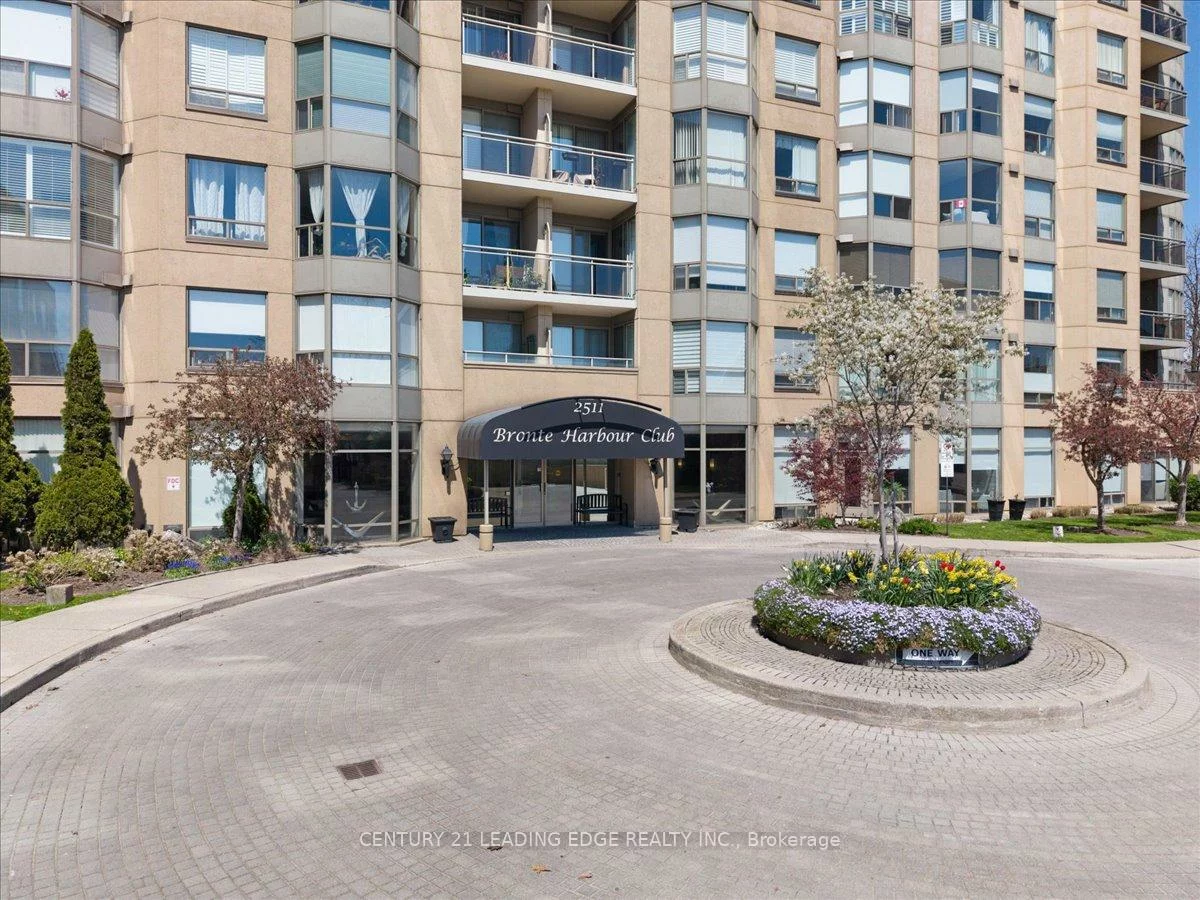 2511, Lakeshore, 1001 - BR Bronte, Oakville