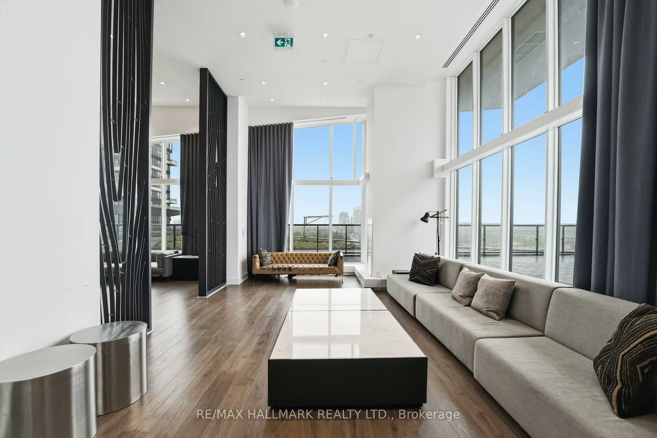 297, Oak Walk, 1015 - RO River Oaks, Oakville