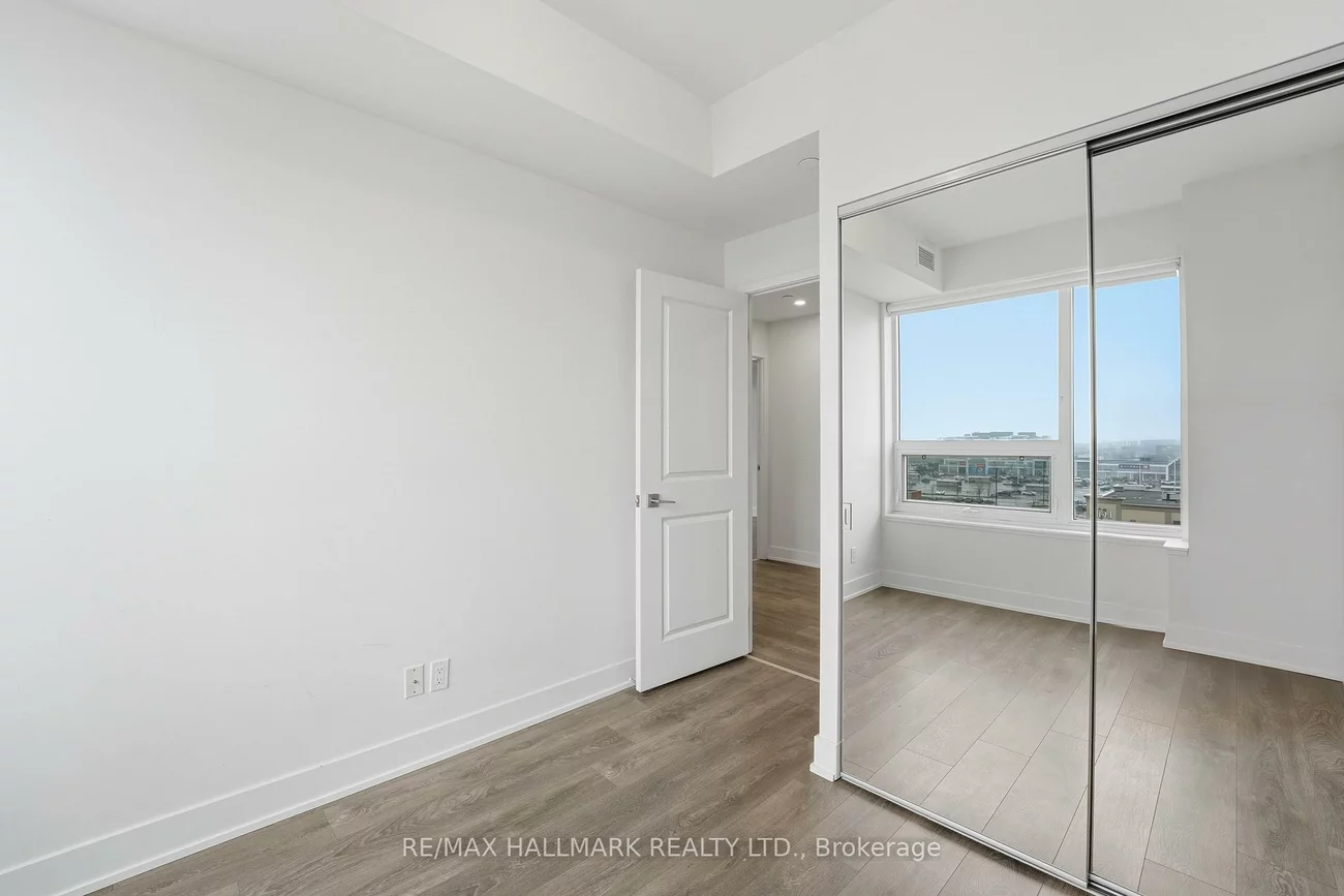 297, Oak Walk, 1015 - RO River Oaks, Oakville