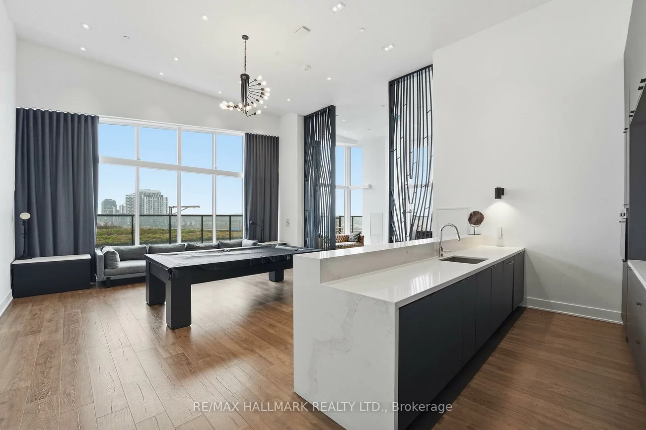 297, Oak Walk, 1015 - RO River Oaks, Oakville