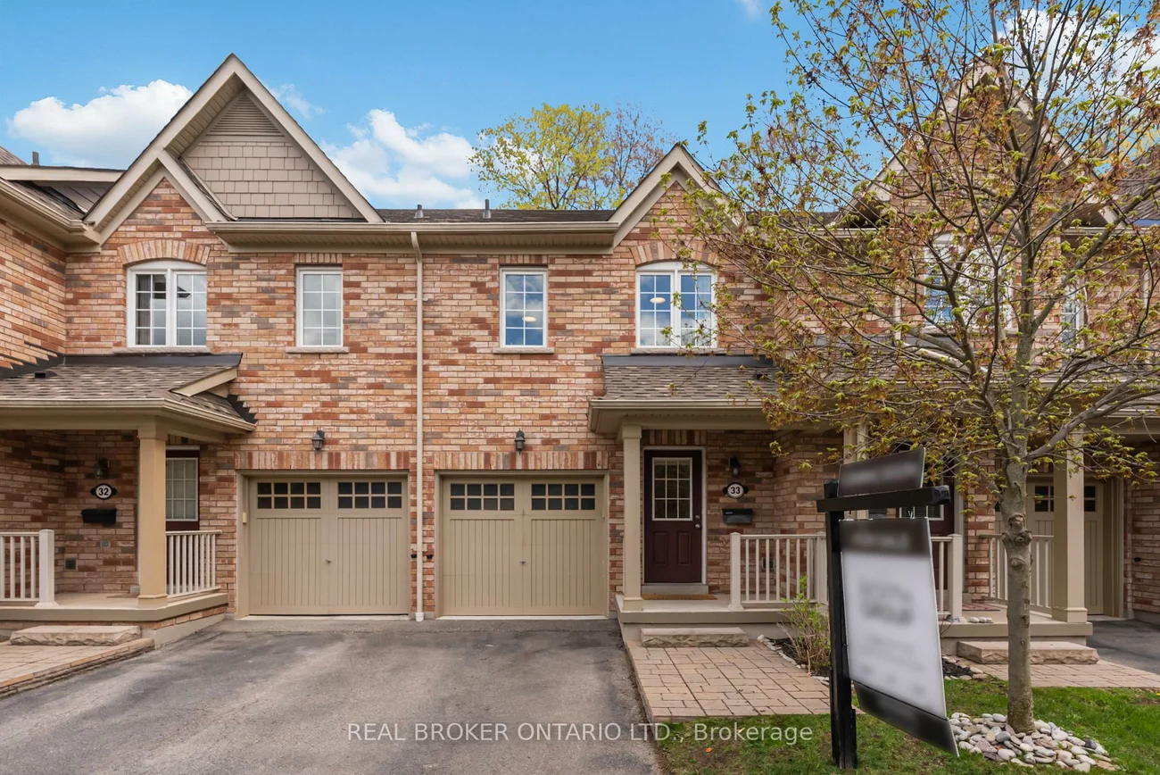 233, Duskywing, 1001 - BR Bronte, Oakville