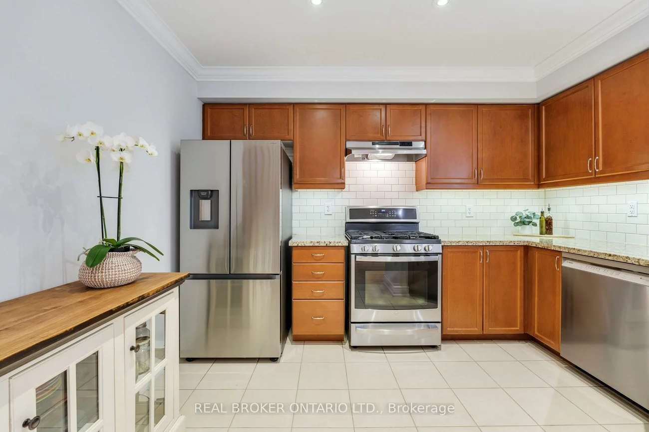 233, Duskywing, 1001 - BR Bronte, Oakville