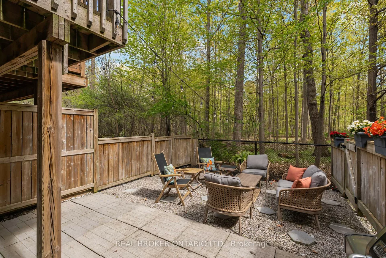 233, Duskywing, 1001 - BR Bronte, Oakville