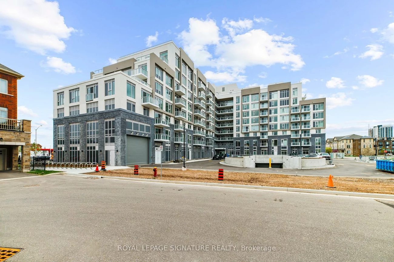 412, Silver Maple, 1010 - JM Joshua Meadows, Oakville