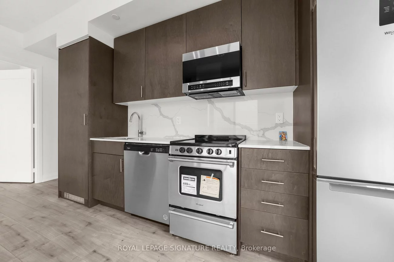 412, Silver Maple, 1010 - JM Joshua Meadows, Oakville