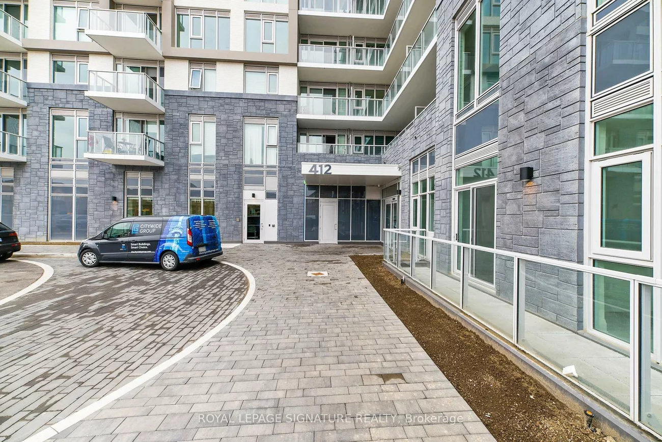 412, Silver Maple, 1010 - JM Joshua Meadows, Oakville