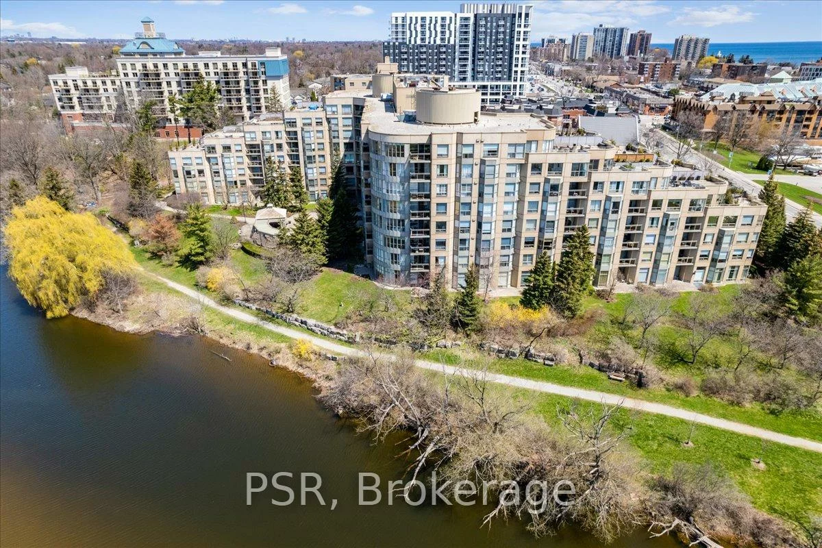 2511, Lakeshore, 1001 - BR Bronte, Oakville