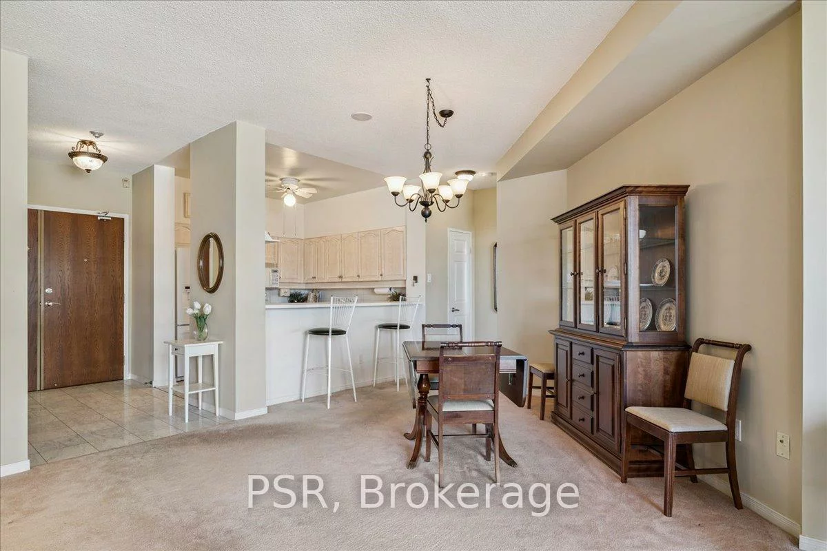 2511, Lakeshore, 1001 - BR Bronte, Oakville