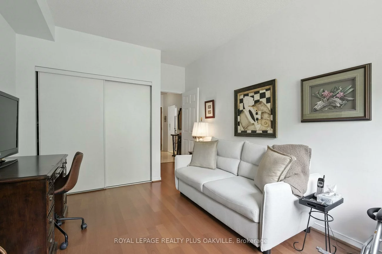 2511, Lakeshore, 1001 - BR Bronte, Oakville