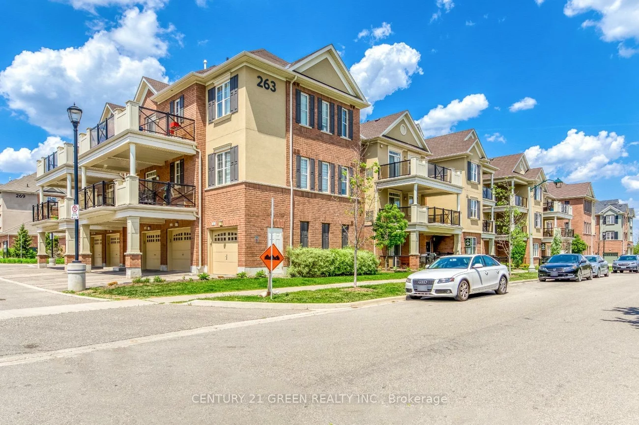 263, Georgian, 1015 - RO River Oaks, Oakville