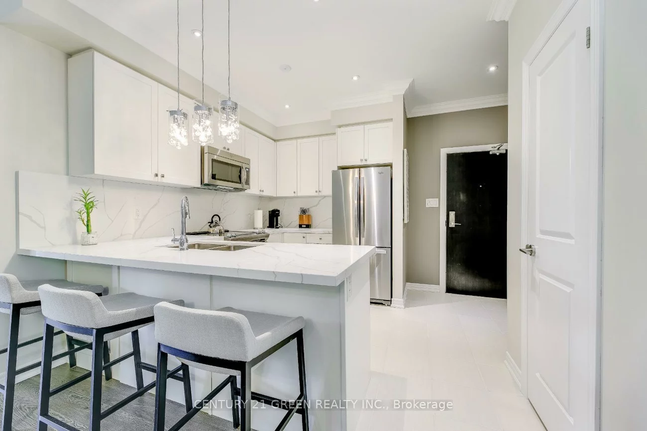 263, Georgian, 1015 - RO River Oaks, Oakville