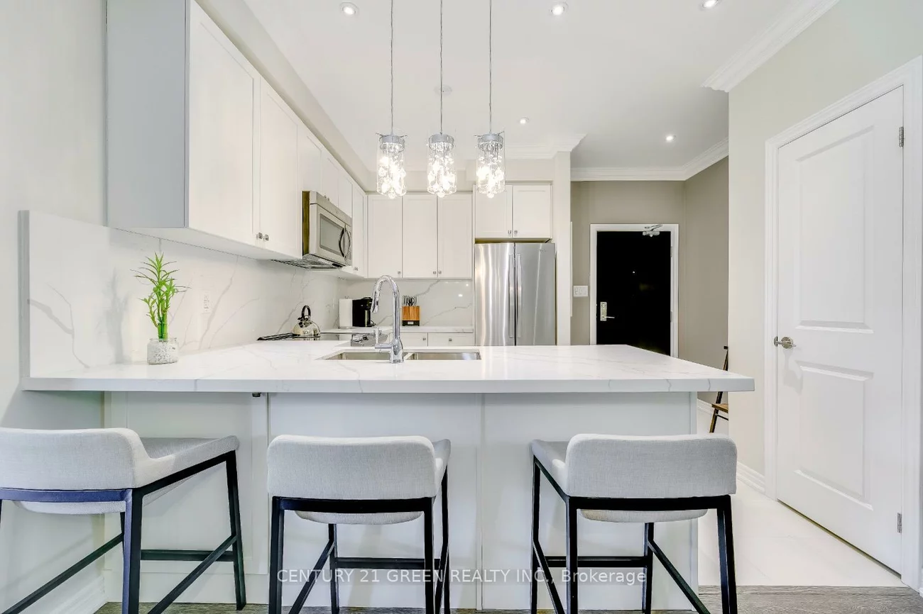 263, Georgian, 1015 - RO River Oaks, Oakville