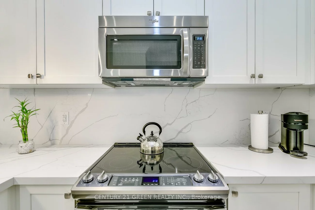 263, Georgian, 1015 - RO River Oaks, Oakville
