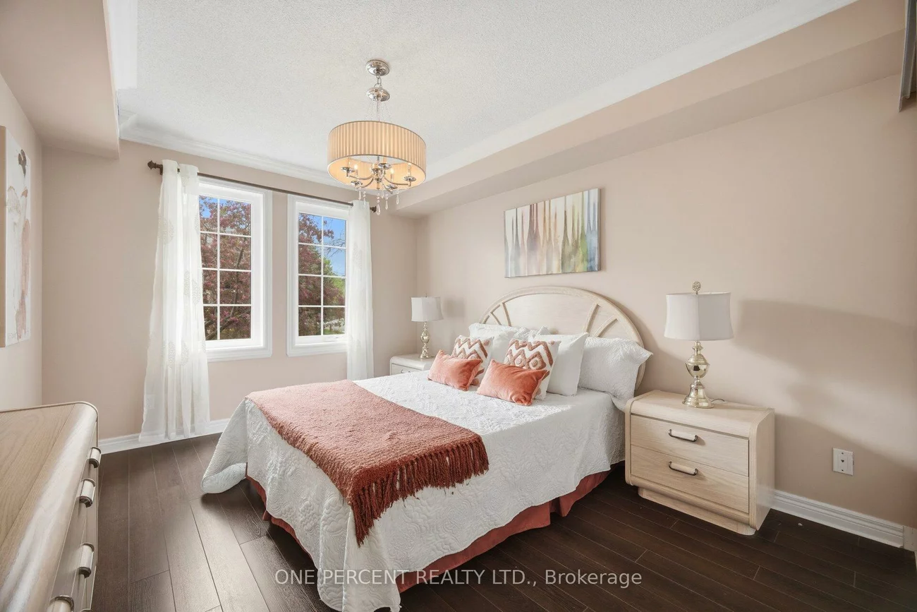 2301, Parkhaven, 1015 - RO River Oaks, Oakville