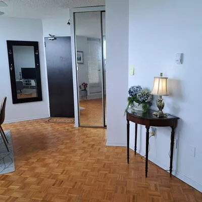 212, Kerr, 1002 - CO Central, Oakville