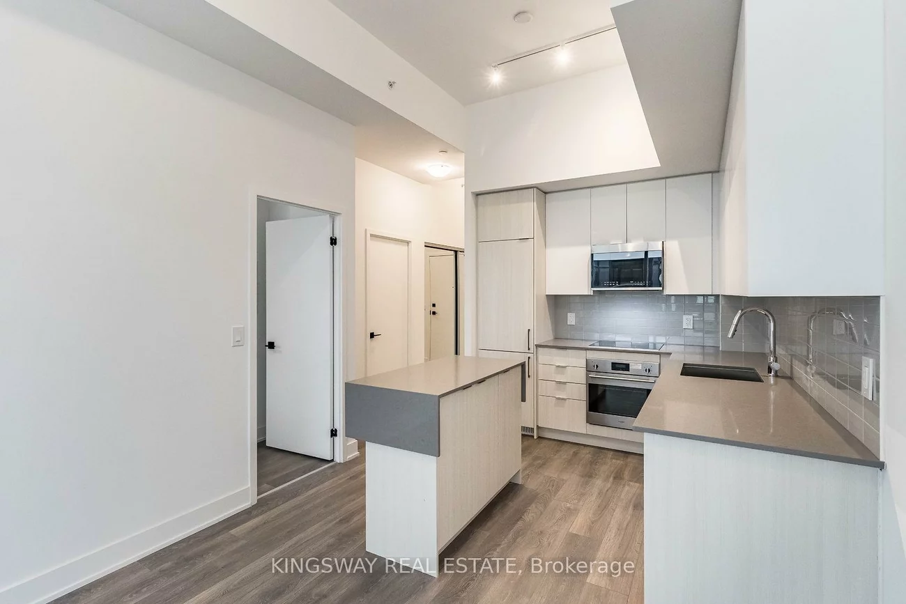 2481, Taunton, 1015 - RO River Oaks, Oakville