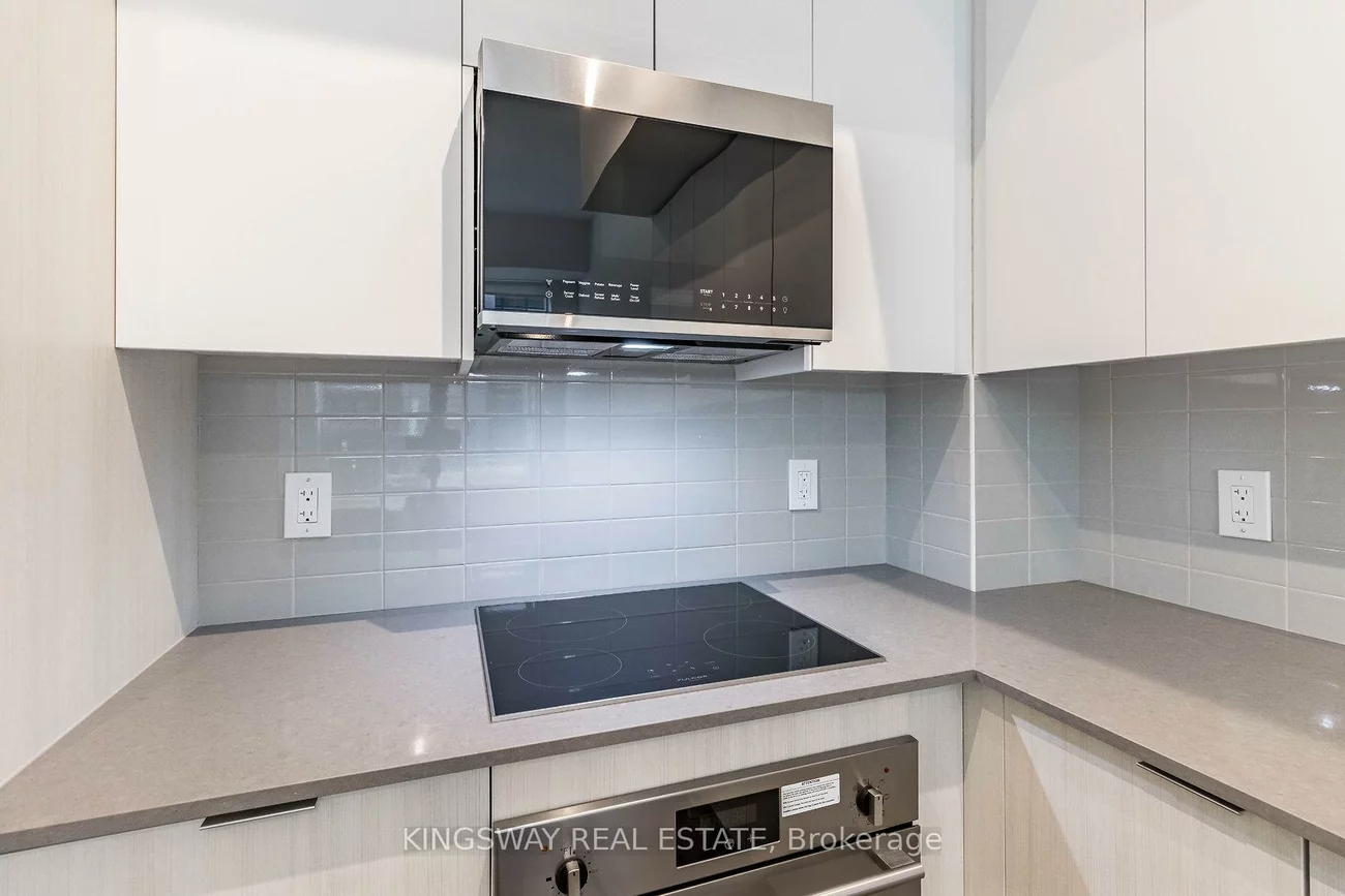 2481, Taunton, 1015 - RO River Oaks, Oakville
